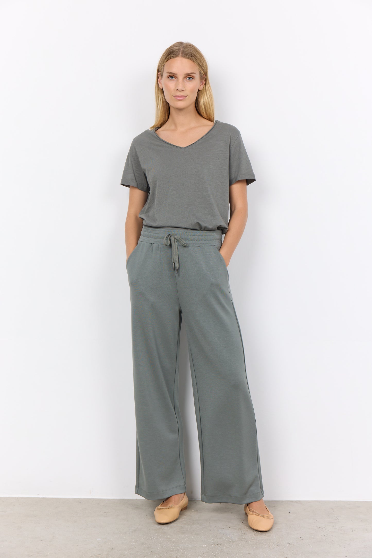 Banu Soft Relaxed Pant