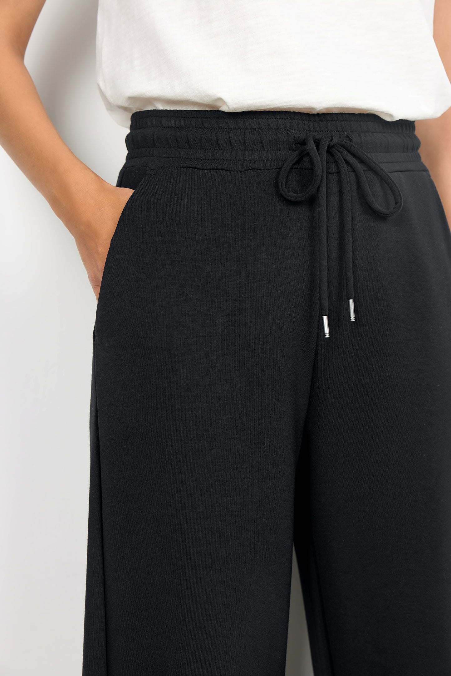 Banu Soft Relaxed Pant