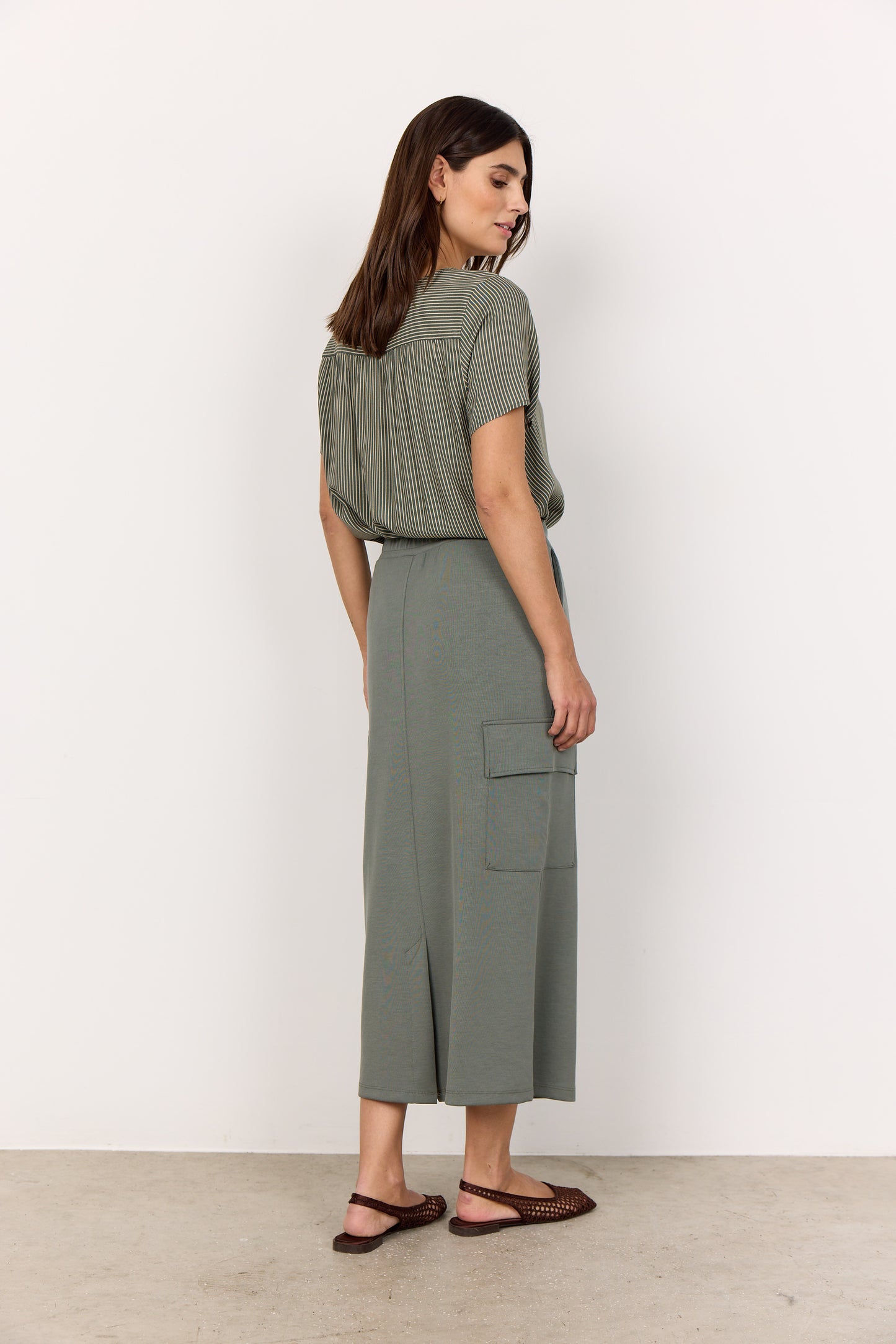 Banu Soft Midi Skirt