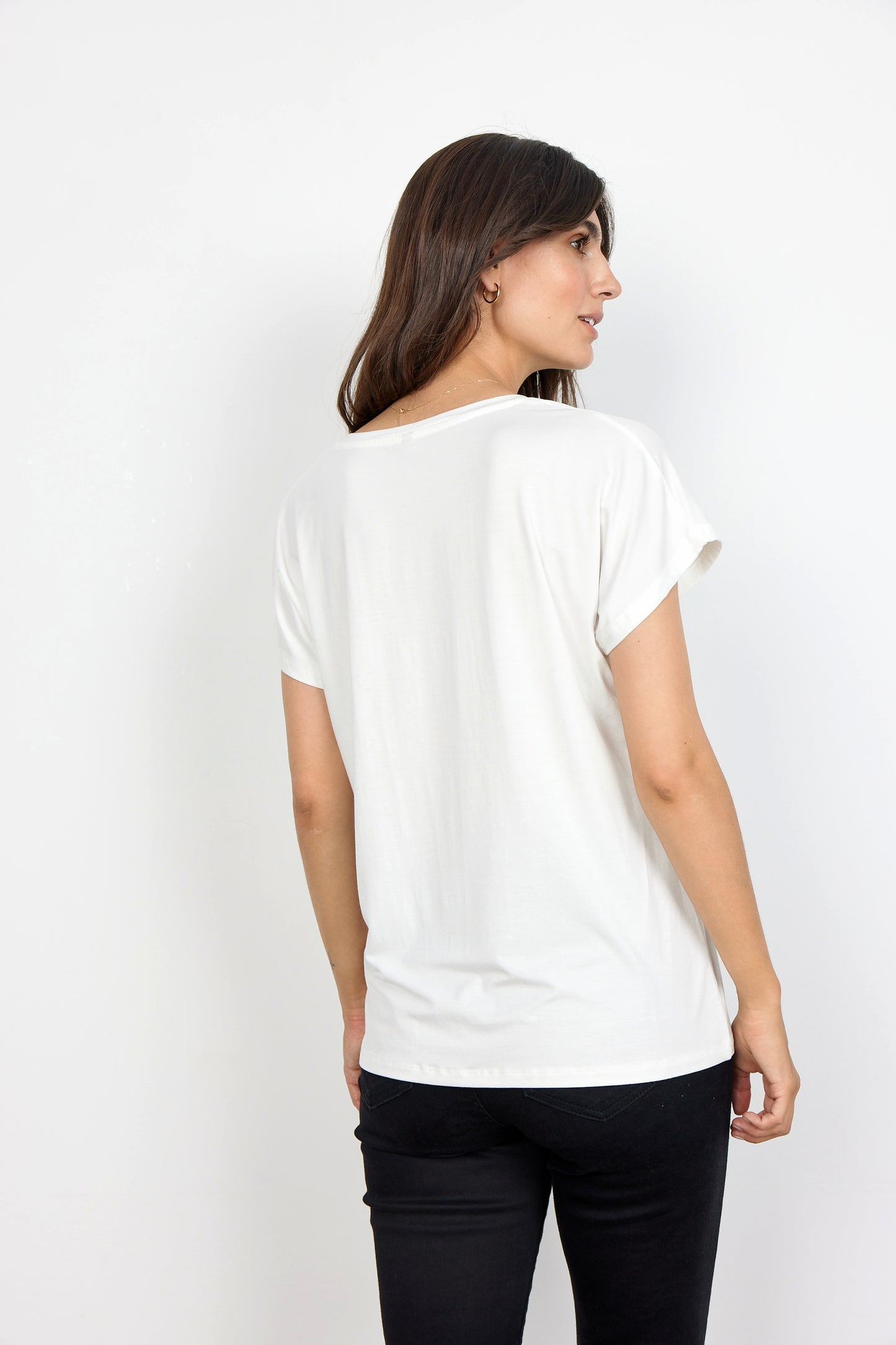 Marica V-Neck Basic T-Shirt