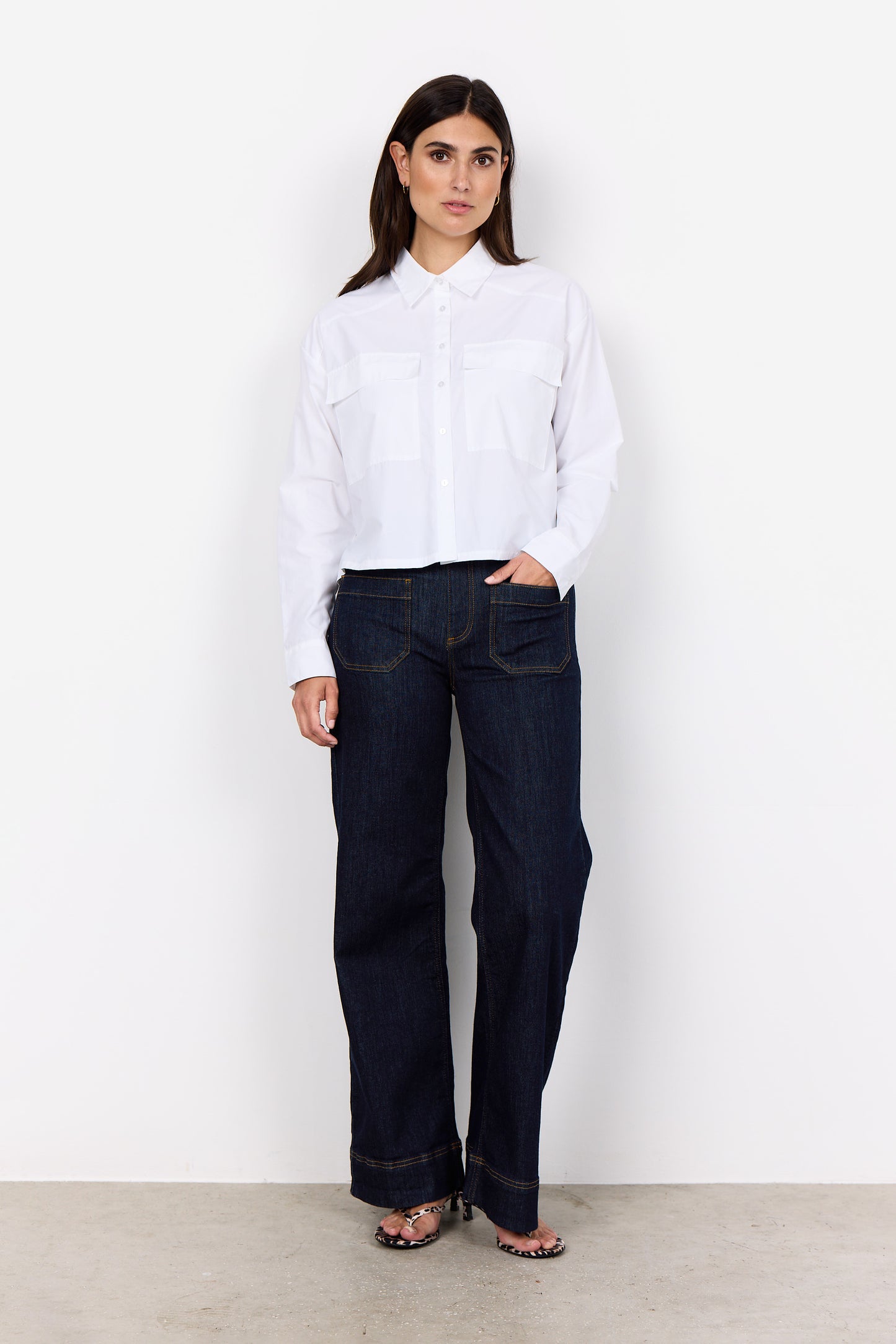 Netti Cropped Button-Up Shirt