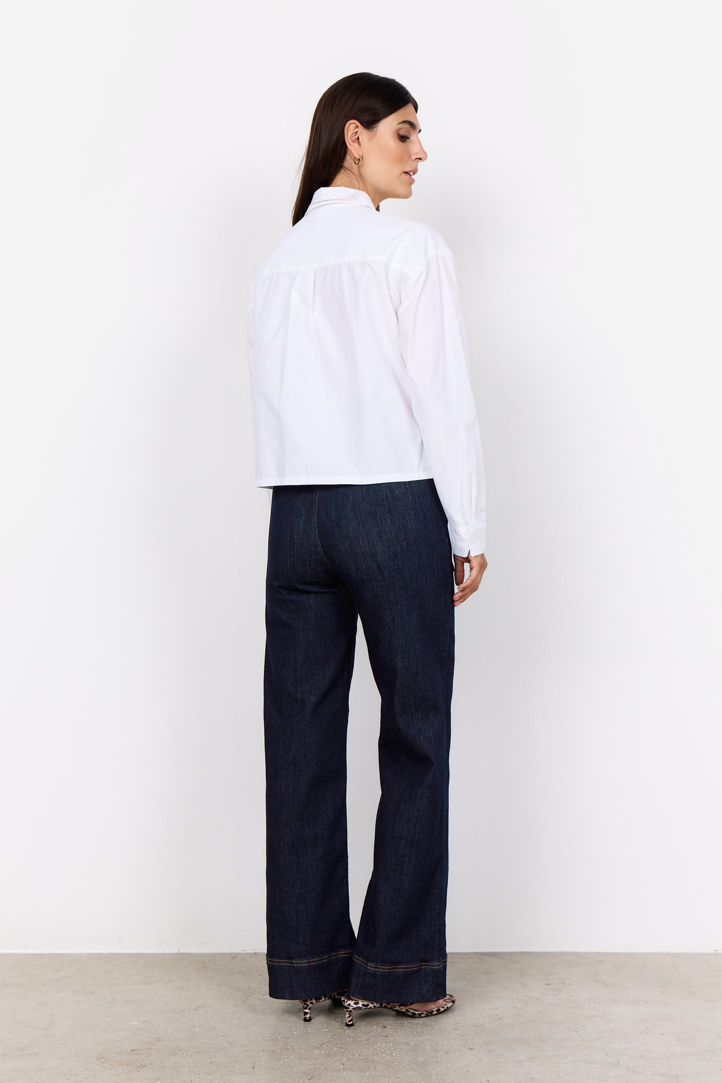 Netti Cropped Button-Up Shirt