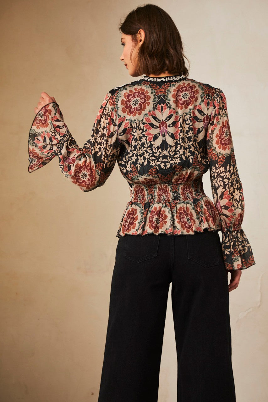 Long Sleeved Printed Blouse